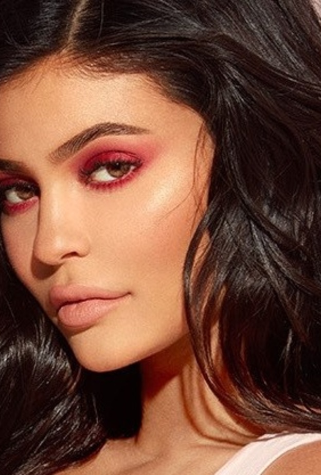 هل أحببت هذه الإطلالة؟