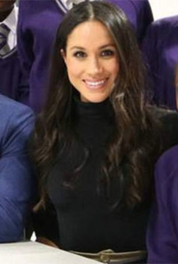 طالبة تتلقى زيارة مفاجئة من الأمير هاري وميغان ماركل