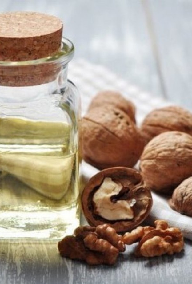 الجوز يقي من سرطان المستقيم