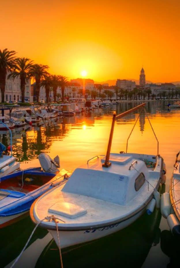 جزيرة استريا الخلابة