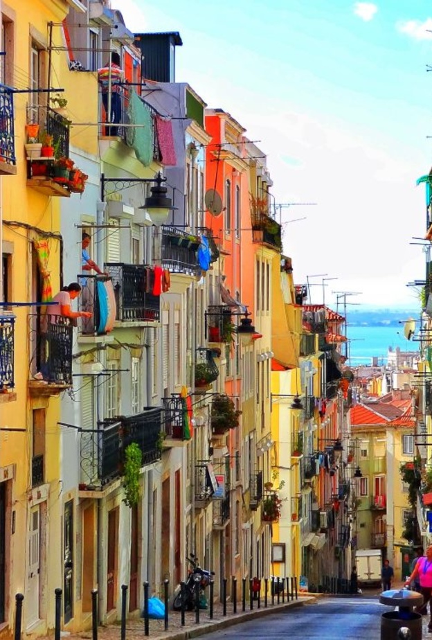 متعة السياحة في لشبونة