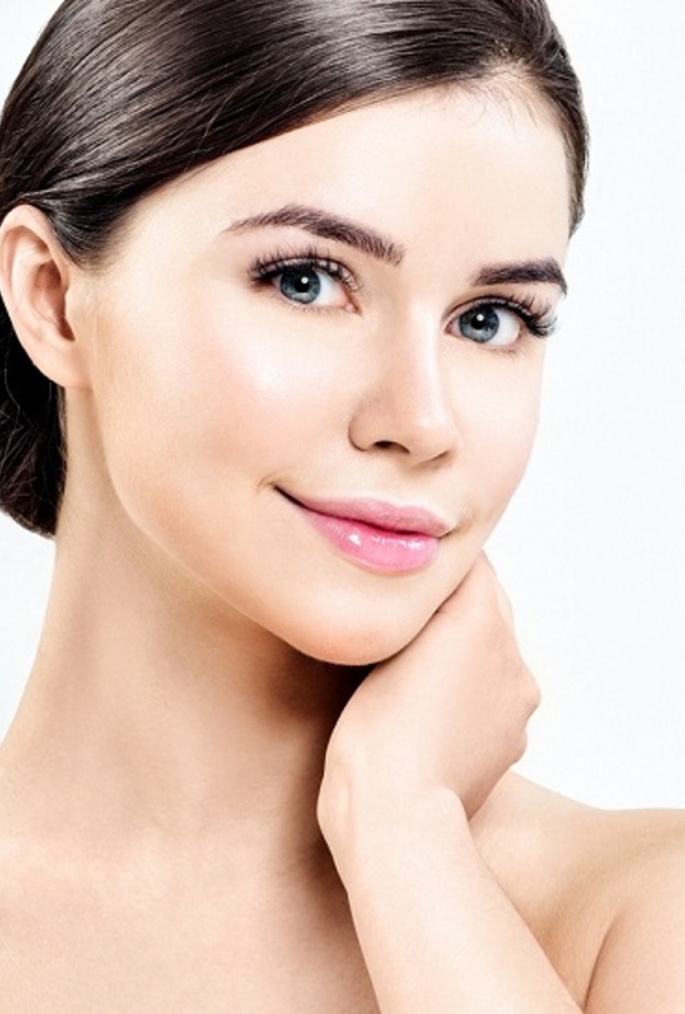 ماء الورد للبشرة