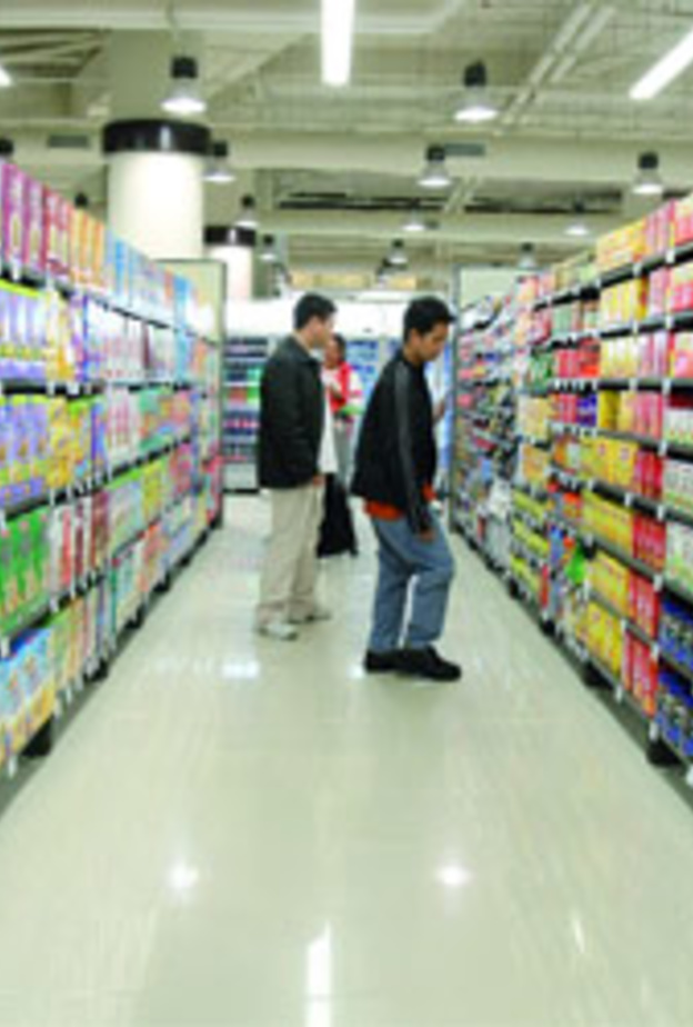 سحب 14 منتجاً من الأسواق الإماراتية