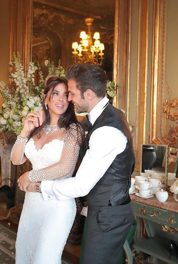 اطفال العروسين خلال حفل الزفاف