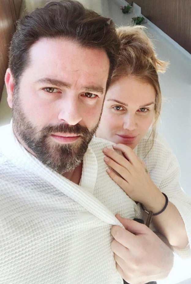 نيكول سابا تتخلى عن المكياج أثناء إجازتها مع زوجها يوسف الخال في بودرم 