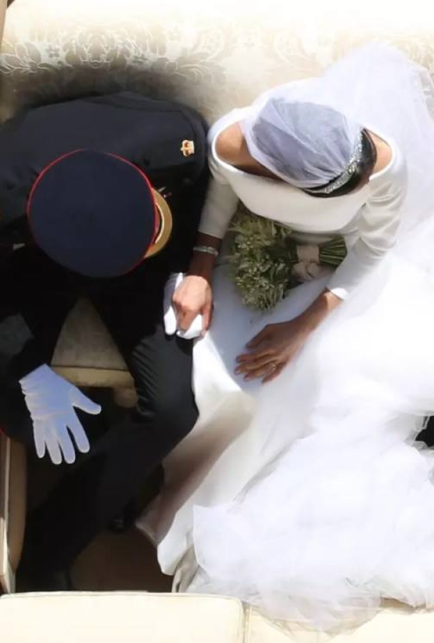 صورة "عين النسر" للعروسين الأمير هاري وميغان ماركل تنال إعجاب الملايين وتذكرنا بالقصص الخرافية!