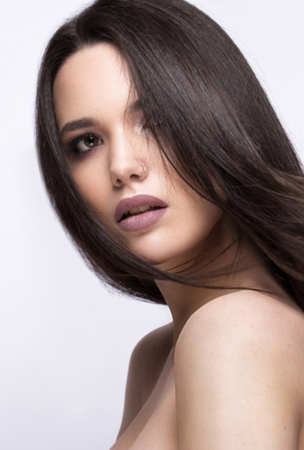 طرق تنعيم وفرد الشعر الكيرلي في المنزل