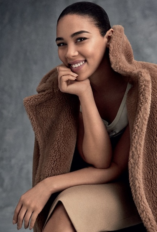 النجمة " ألكساندرا شيب" ALEXANDRA SHIPP 