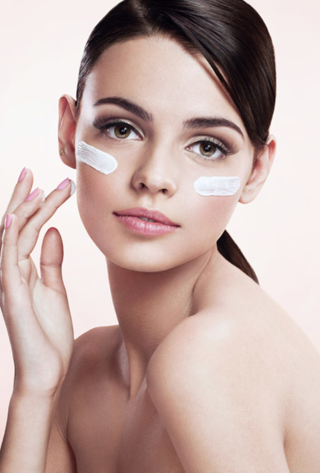  ضعي كريم واقي الشمس