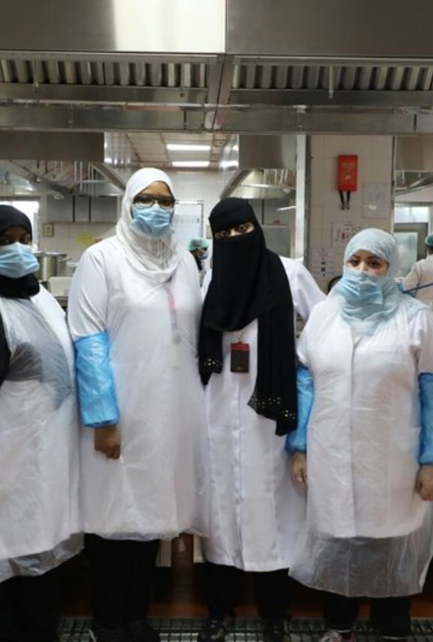 لأول مرة تعيين طاهيات سعوديات بتطبيق النظام الفندقي في مستشفى حكومي