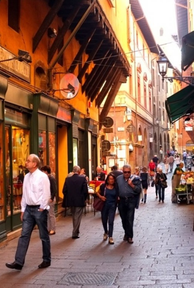 الأبراج المائلة في بولونيا