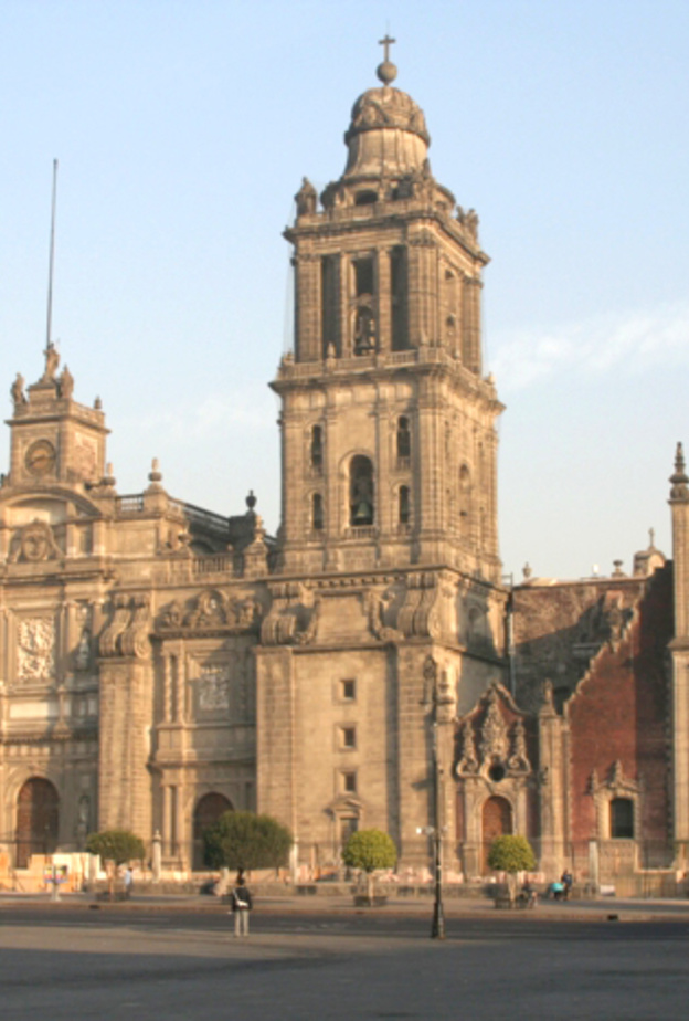 من Mercado de la Merced