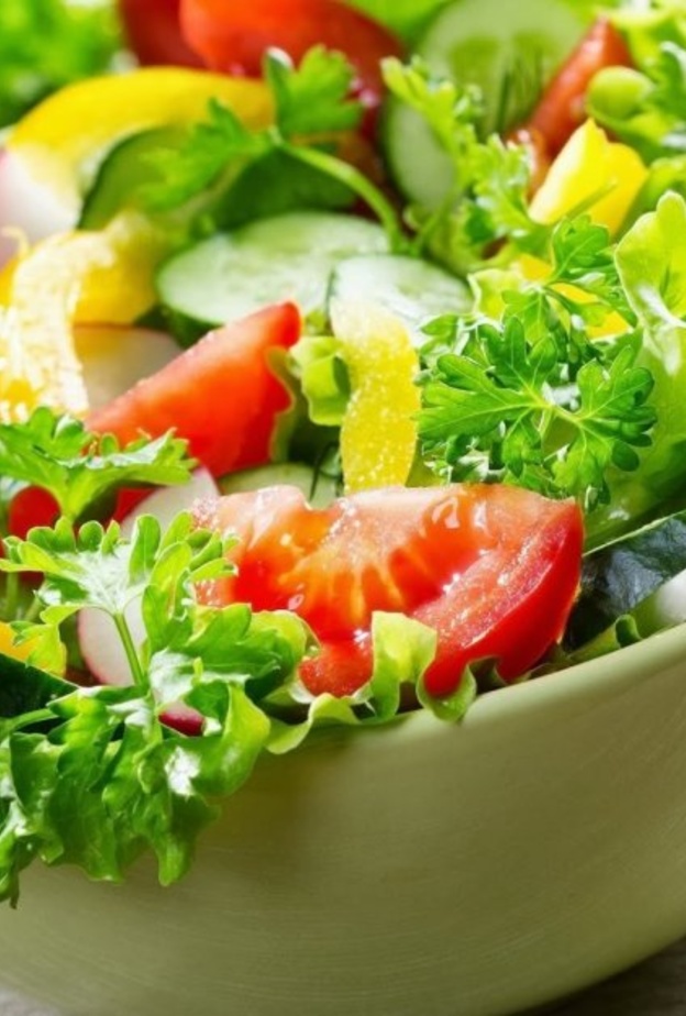  تناول الماء طوال فترة المساء وليس في فترة السحور فقط