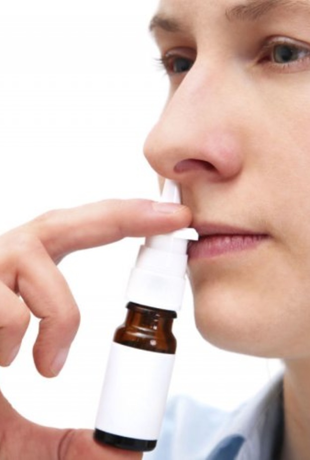بخاخات الأنف تعالج الإنسداد