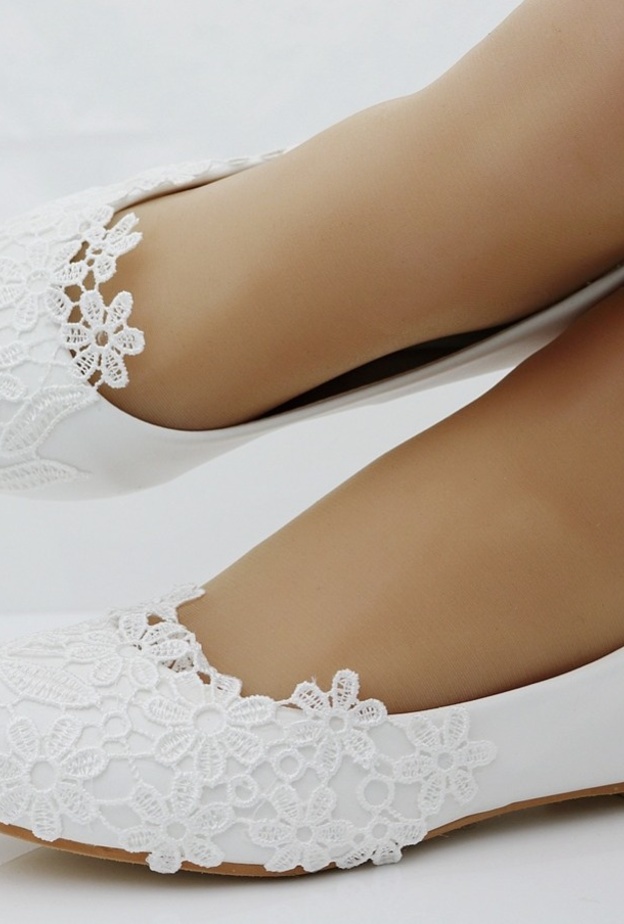 حذاء فلات يناسب العروس