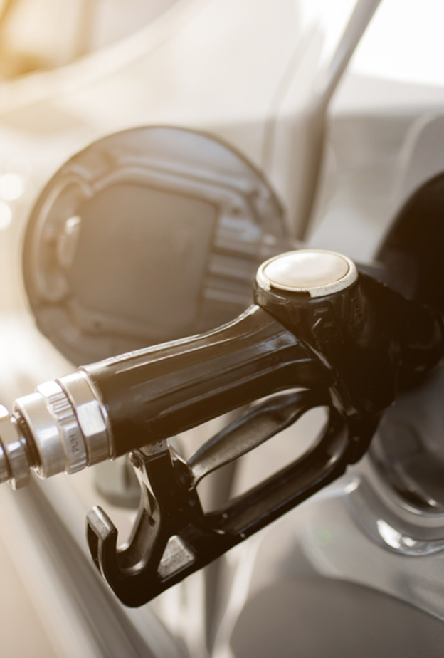 تعرف على أسعار الوقود في الإمارات خلال شهر يونيو 