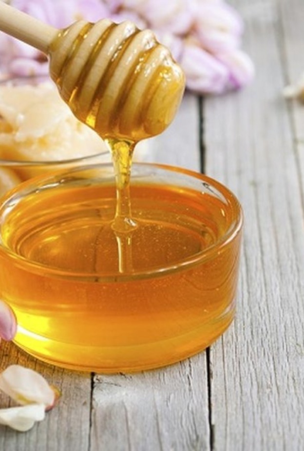 جربي ماسك العسل والبيكنج س،ودا للتخلص من الرؤوس السوداء