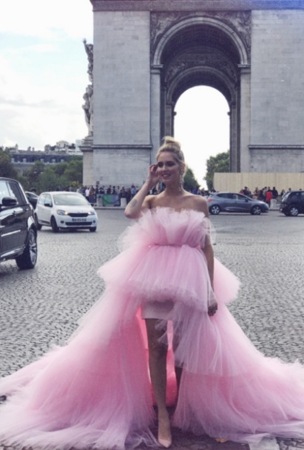 دوا ليبا بفستان من Giambattista Valli في حفل الـBritt awards هذا العام