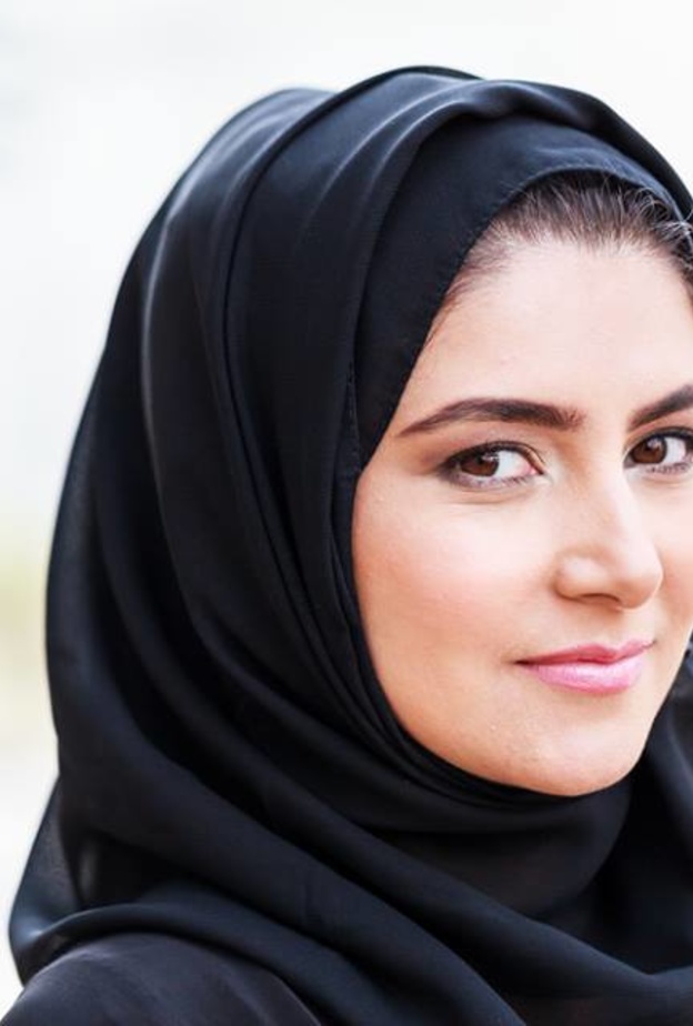 الإمارات من أفضل دول المنطقة بمشاركة المرأة في سوق العمل