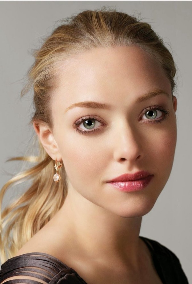 اختاري الروج الهادئ لتصغير الشفاه الممتلئة