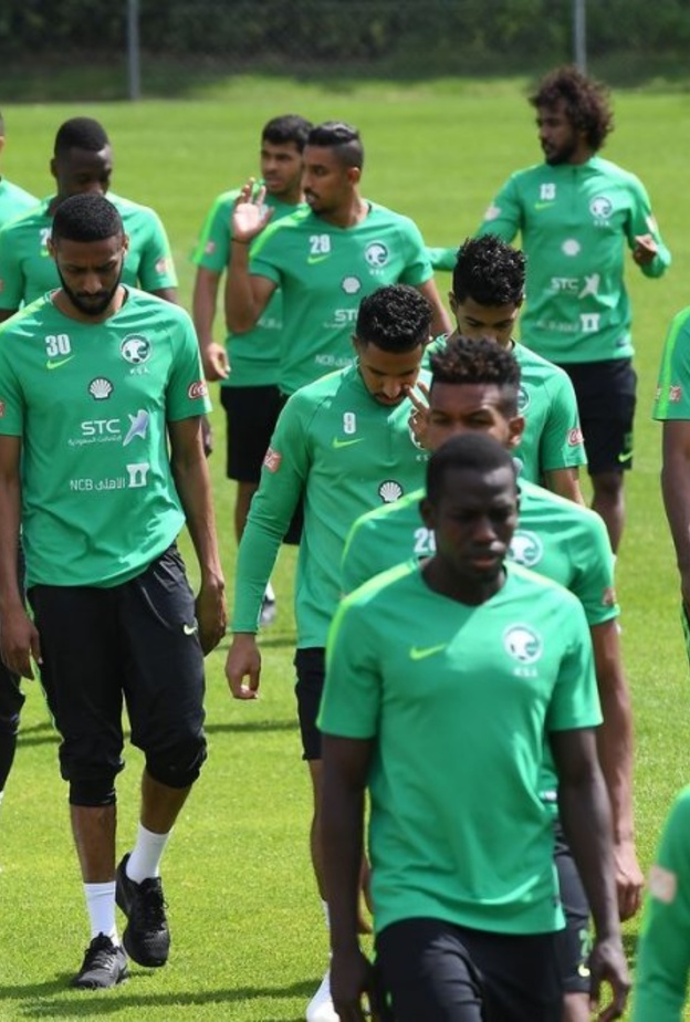 مفاجآت في تشكيلة السعودية