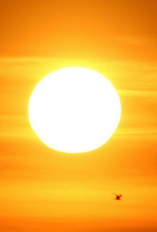 الأرصاد السعودية حذرت من كتلة شديدة الحرارة