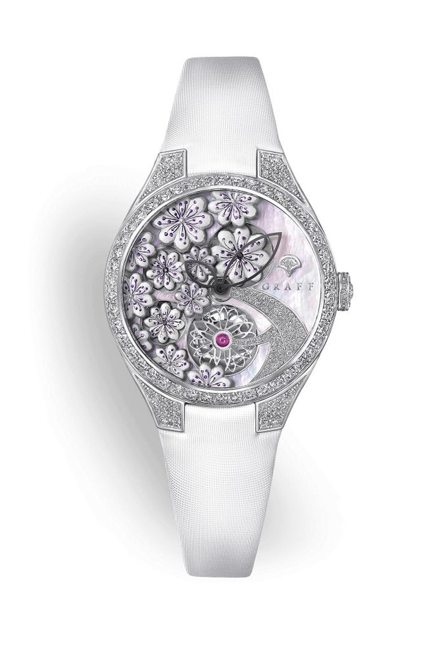 ساعة من كارتييه Cartier