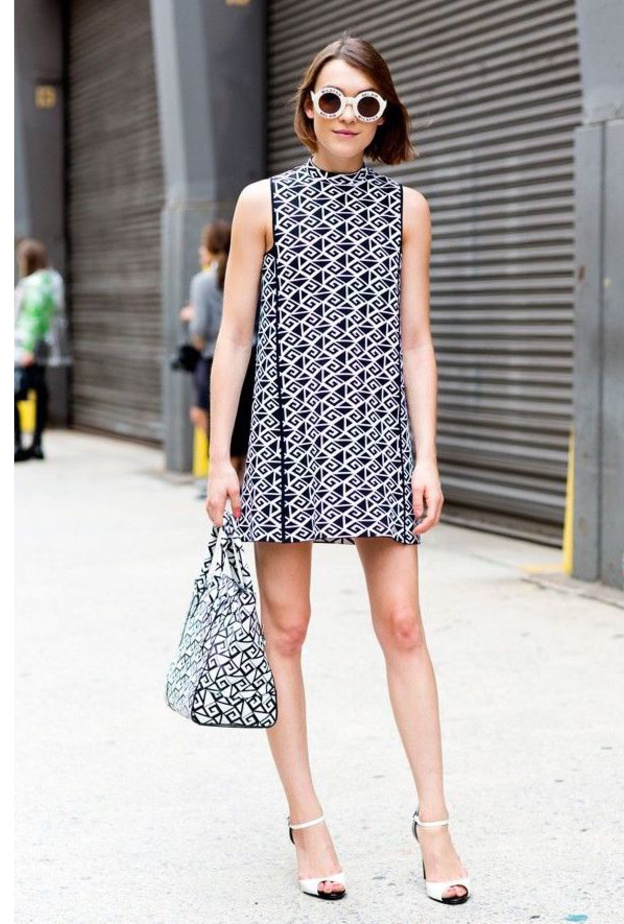  اختاري اطلالاتك هذا الموسم في فساتين الستينات المميزة