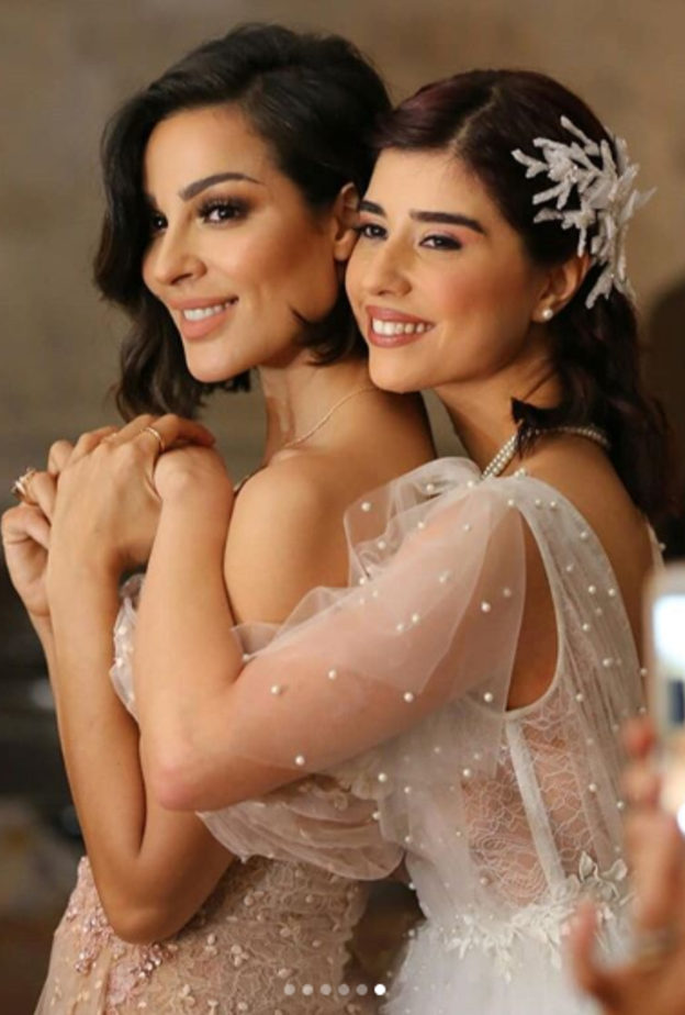 اناقة نادين نجيم بفستان من تصميم سارة مراد