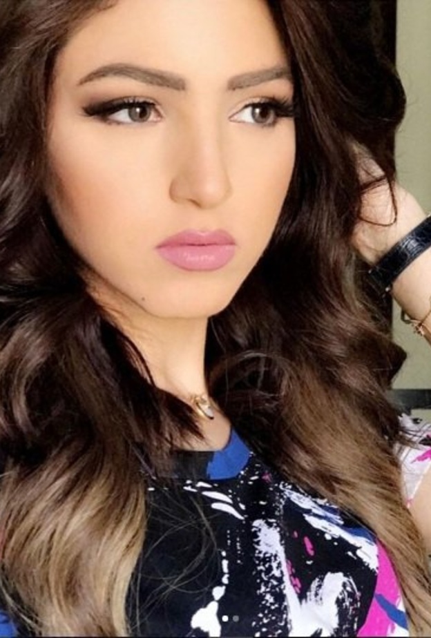 نصرة الحربي تعلن اعتزالها للكاميرات