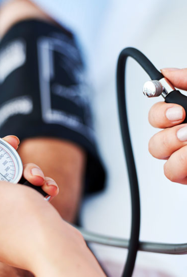  السمك يساهم في حفض ضغط الدم المرتفع