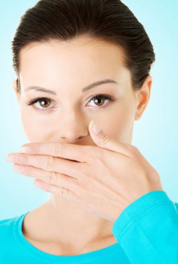 مرارة الفم ليست مرتبطة بعلامات الحمل ولكنها تحدث أثناء الحمل لكن استشيري طبيبك فور حدوثها