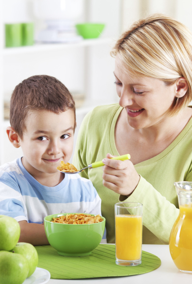 متى يحتاج الطفل الى المكملات العذائية