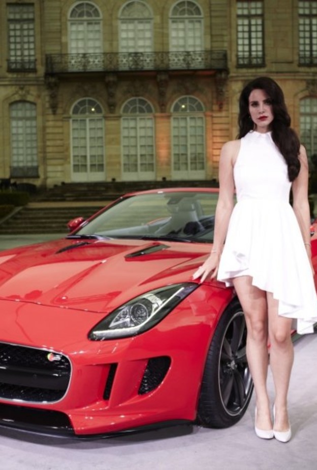 ليكي لي (Lykke Li) وبيجو