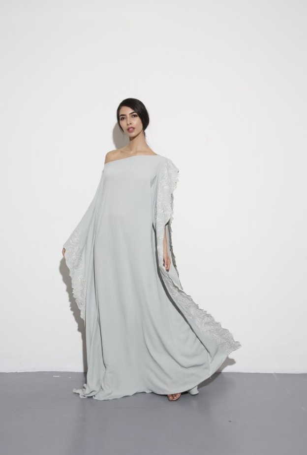 لبنى الزكواني ل "هي": استوحينا تفاصيل المجموعة الجديدة  من نقوش الحناء الهندية والألعاب النارية" 