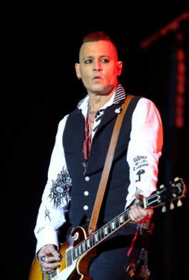 كيث إربان (Keith Urban) يخطط لنشر كتاب يكشف أسرار زواجه من نيكول كيدمان