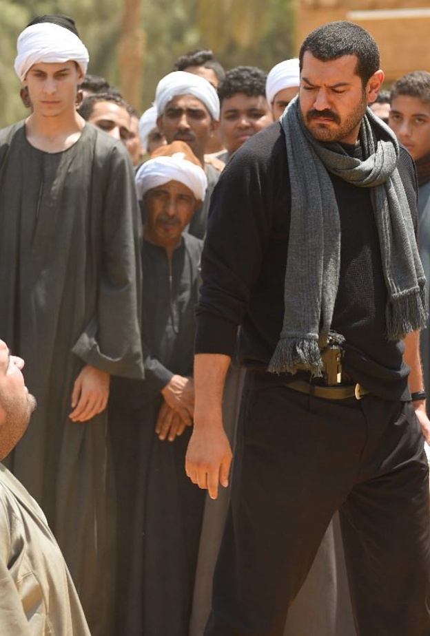 عمرو يوسف في طايع