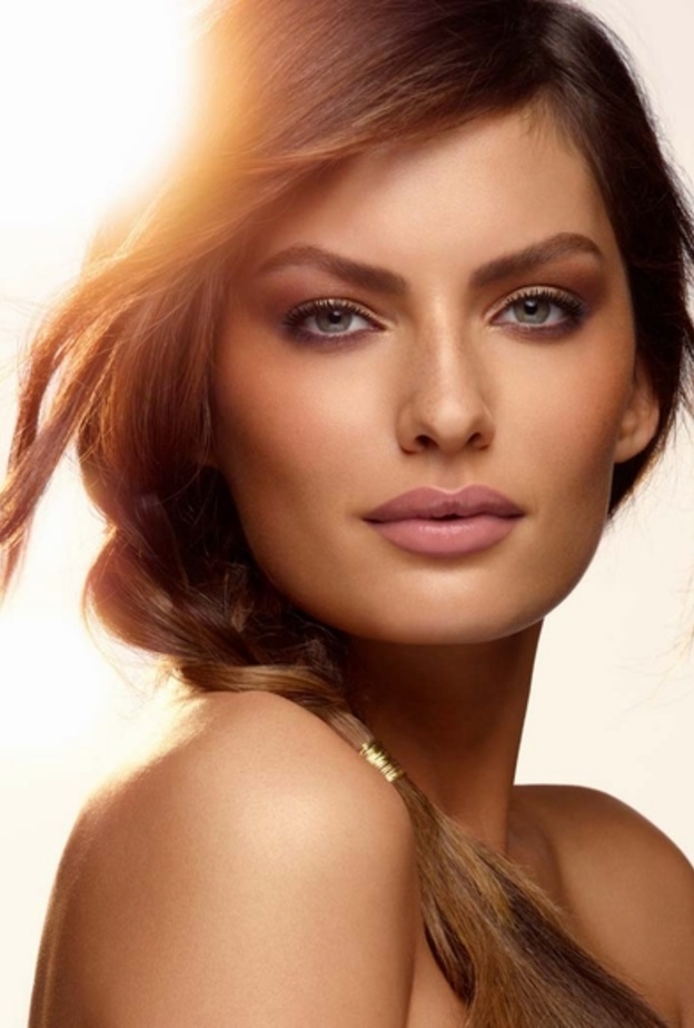 لا تسمحي لحرارة الصيف أن تفسد مكياجك