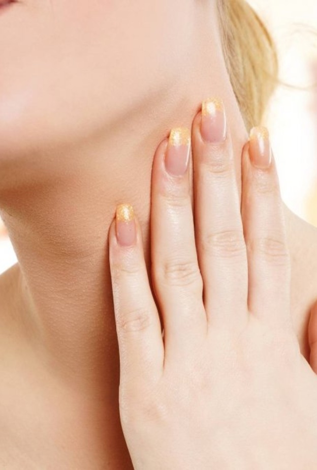 الأمراض المناعية تسبب التهاب الغدد اللمفاوية تحت الفك