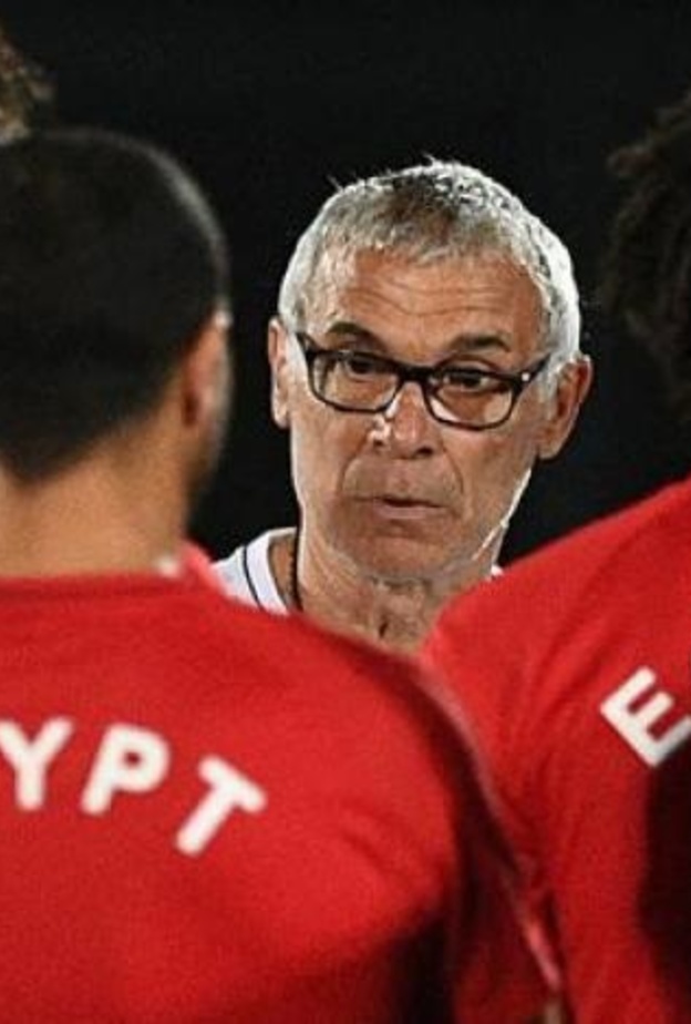 كوبر يشكك بمشاركة صلاح قبل مباراة مصر و روسيا بساعات