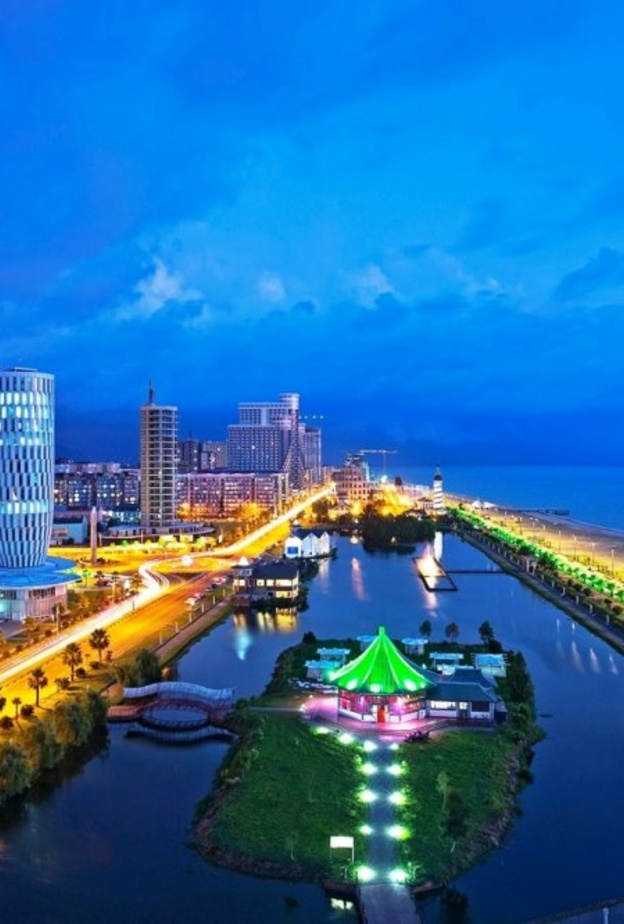 من بولفار باتومي