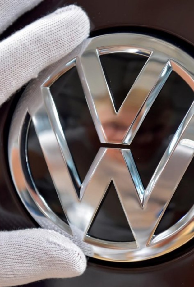تغريم فولكس فاجن مليار يورو بسبب فضحية الانبعاثات