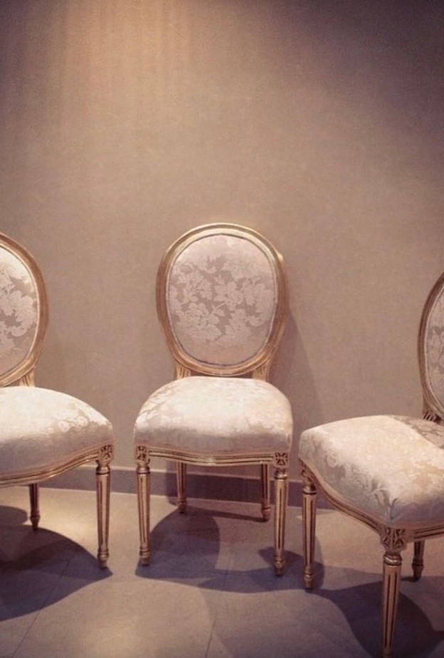  من اعمال المصممه عفاف علي الصائغ