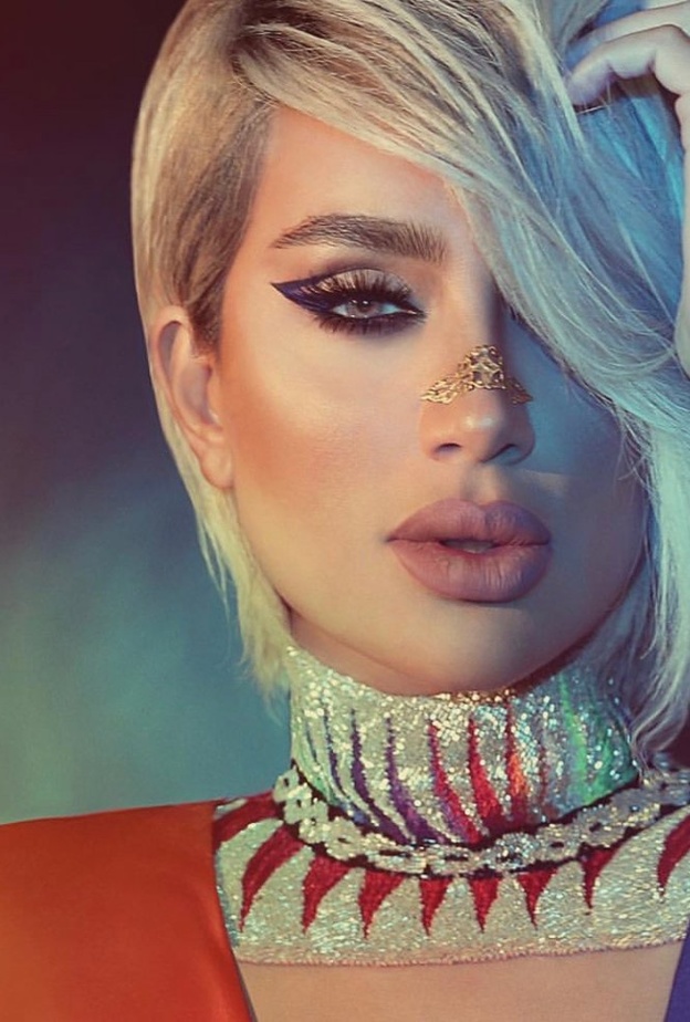 شعر ومكياج مايا في صيف 2018