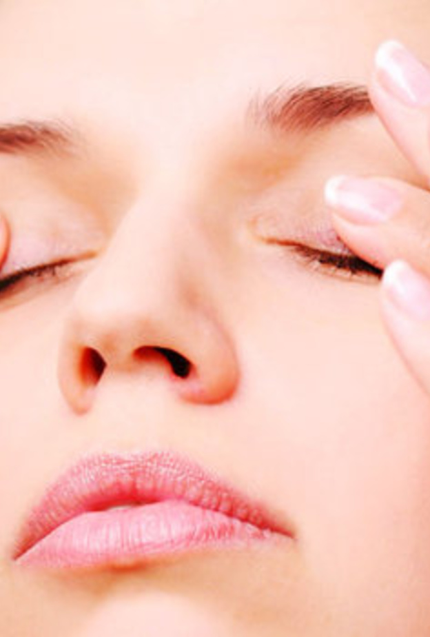 جفاف العيون يسبب الحكة