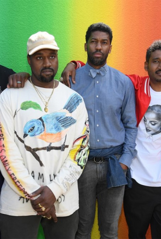 جاكيت البومبر في عرض لويس فويتون لربيع 2018