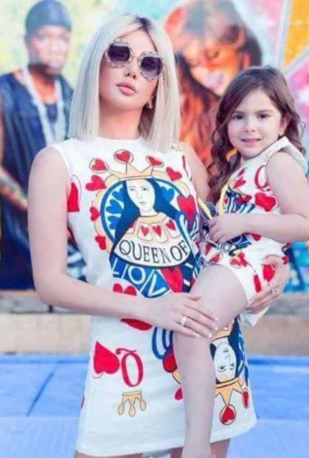 جيني اسبر مع ابنتها 2018