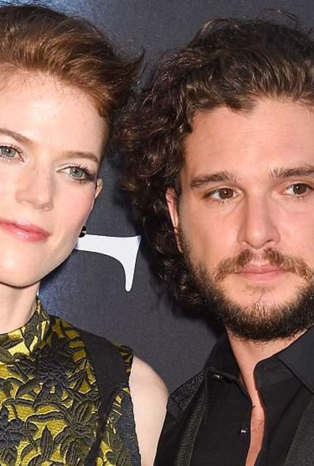 كيت هارينجتون و روز ليزلي 