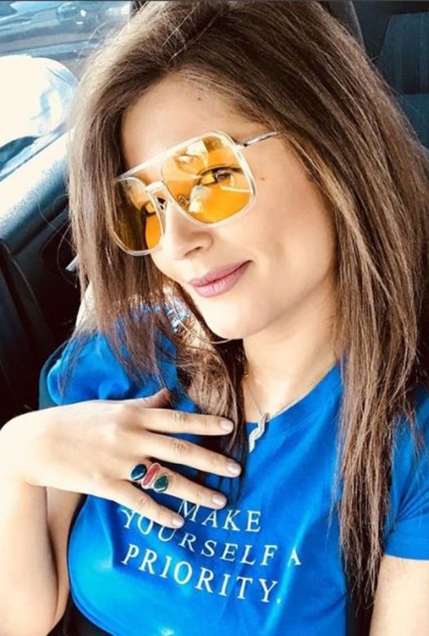 ايناس علي خطوبة 2018