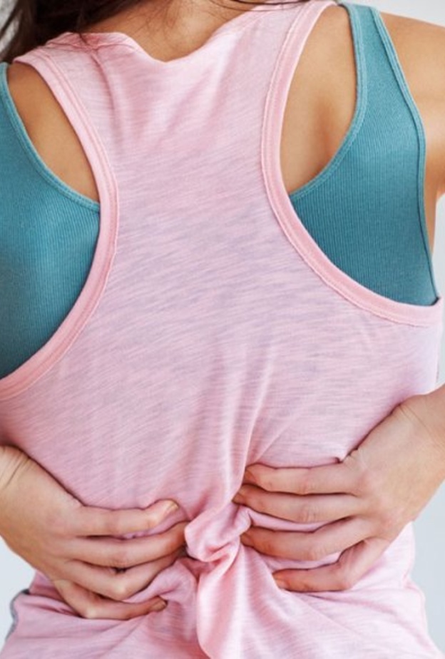 تشنجات الظهر تحدث بسبب ضعف العضلات